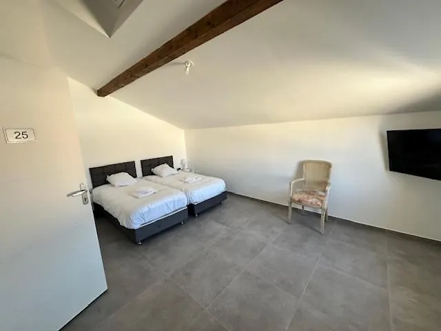 Maison 50 Avec 5 Chambres Lechaffardcom Satolas-et-Bonce 0*,  France